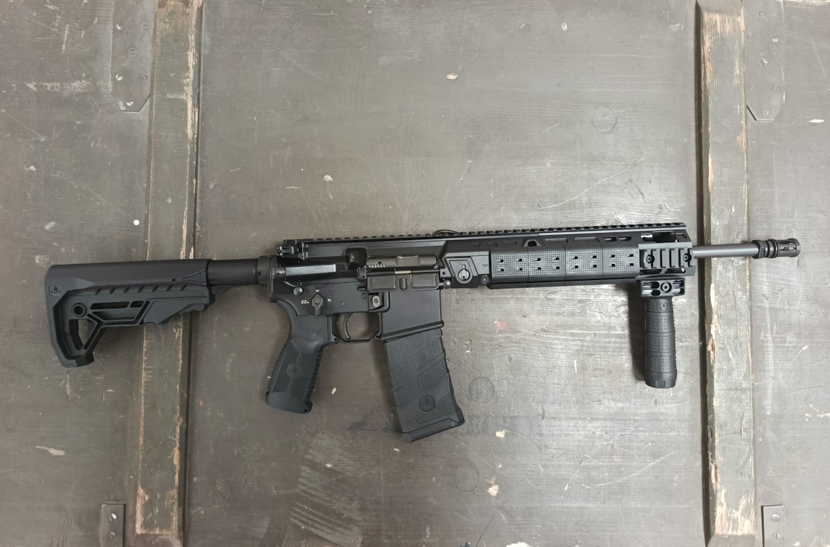 IWI Arad 5,56x45mm fullauto